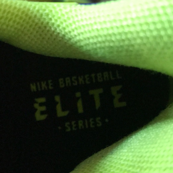 KD 5 Low Superhero - Picture 3 of 5